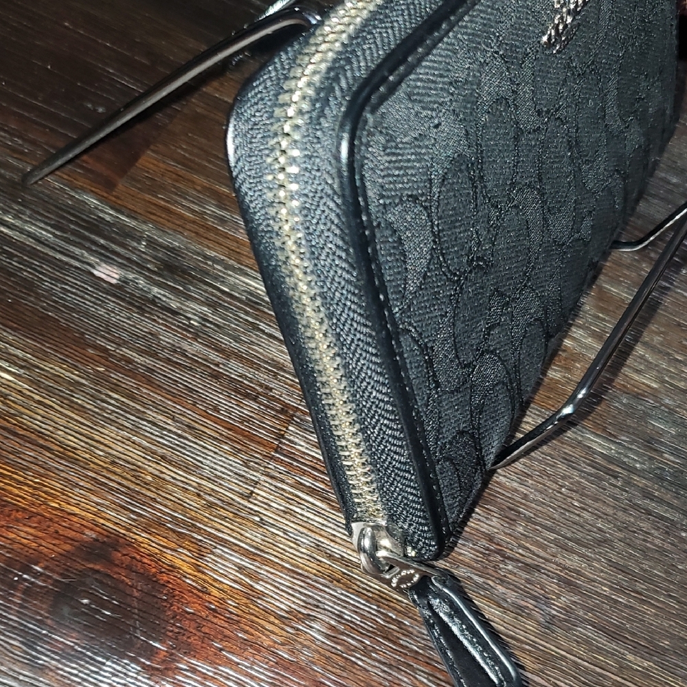 Coach Black Signature Zip Wallet - Picture 8 of 9